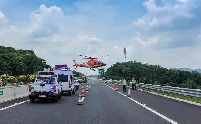 沾化区高速公路汽车救援案例